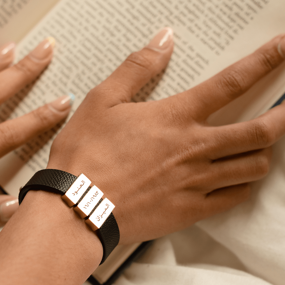 Noble Leather Bracelet - Genuine Italian Grained Calfskin - 2 Skinny Bars in 18K Gold